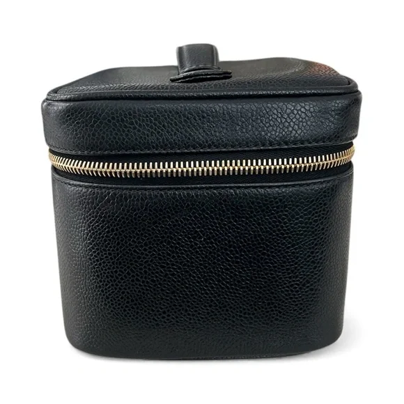 CHANEL Rare 1997 Mirrored Vanity Cosmetic Case / Make Up Bag / Caviar Leather - Picture 8 of 16